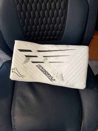 Passau Blocker Like New