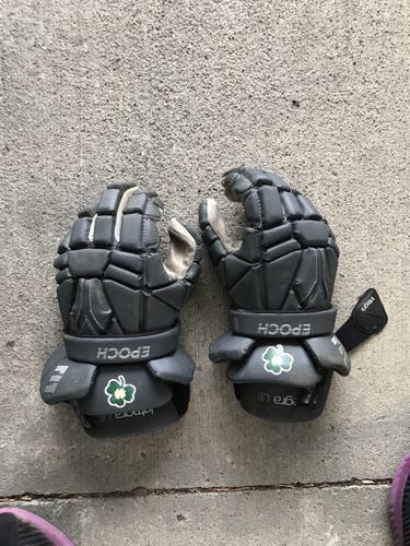 Used Player's Epoch  Integra Lacrosse Gloves