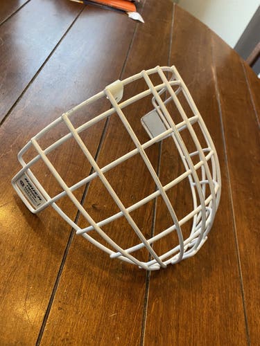 Hasek Style Cage Bauer FM500L