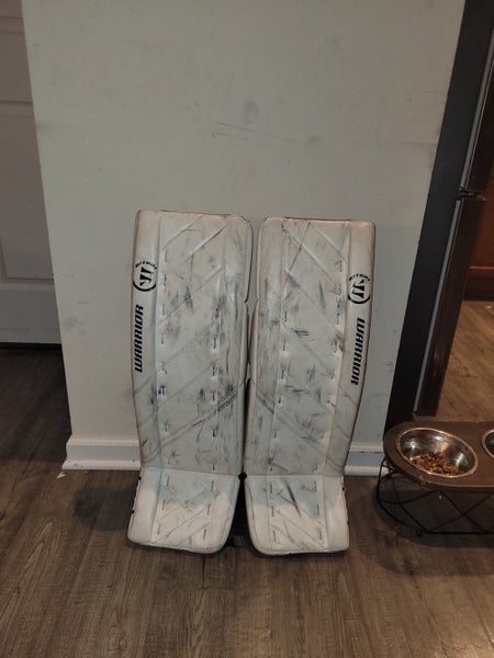 Used 28" Warrior Ritual G4 Goalie Leg Pads