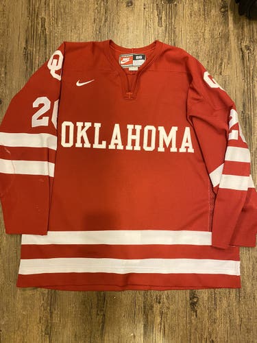 Oklahoma Sooners Size 56 Nike Hockey Jersey Team Issued MiC