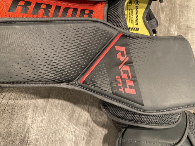 Used Medium Warrior Ritual G4 Goalie Chest Protector