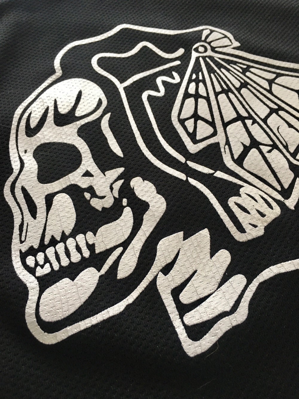 Chicago Blackhawks Skulls Of Fantasy Logo Shirt