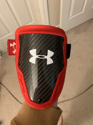 Under Armour Elbow Gaurd