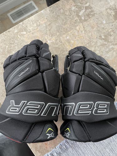 Bauer 15"  Vapor 2X Gloves