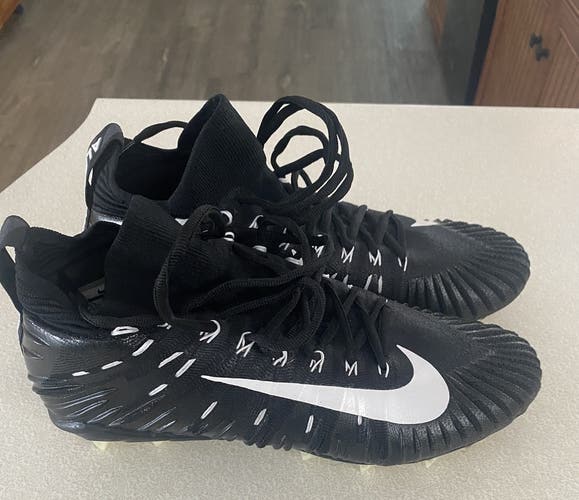 Nike Alpha Menace Elite Cleats - 9.5