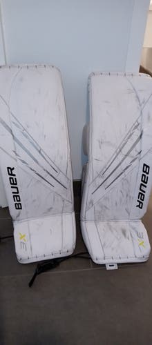 Used 31" Bauer Vapor 3X Goalie Leg Pads