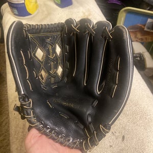Vintage Craig Nettles Autograph Model Black 10" Louisville Slugger Baseball Glove
