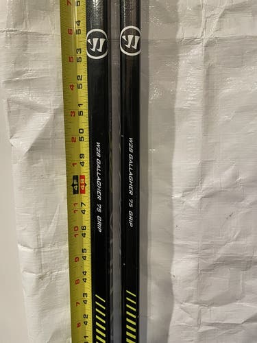 Two Alpha DX RH / F75 / W28 / GRIP Pro Team Hockey Sticks