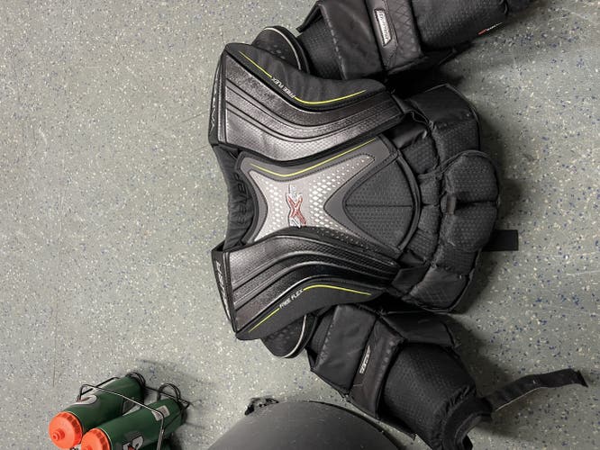 Senior Medium Bauer 2x Pro Chest Protector
