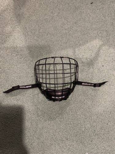 Bauer Profile II Cage Black Size Medium Used
