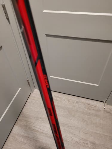 Used Senior CCM Right Handed Jetspeed FT4 Pro Hockey Stick Heel Pattern Pro Stock