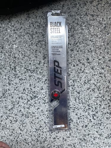 New Step Steel 254 mm Blacksteel