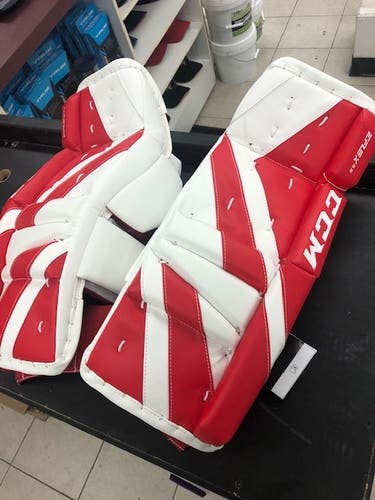 New 22" CCM EFLEX 5.5 Goalie Leg Pads