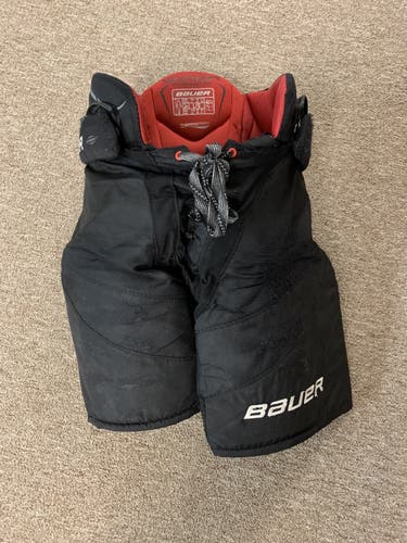 Junior Large Bauer Pro Stock Bauer Vapor X900 Lite Hockey Pants