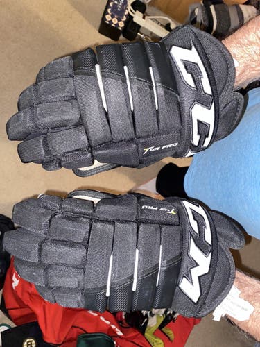 CCM 14" Pro Stock Tacks 4 Roll Pro Gloves