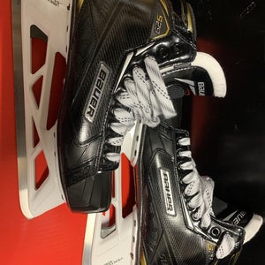 Senior Bauer Regular Width Size 8.5 Supreme S29 Hockey Goalie Skates