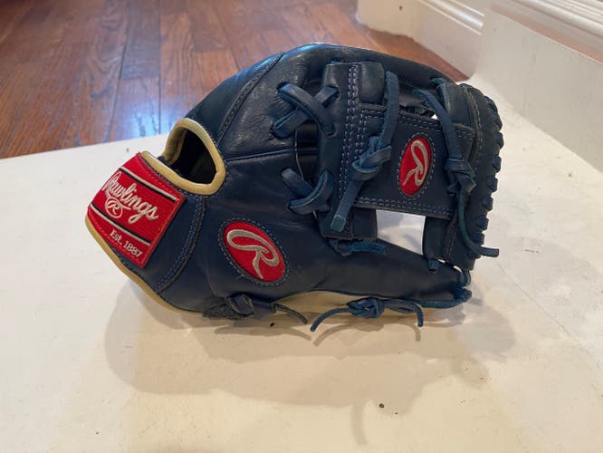 Used Rawlings Right Hand Throw Infield Gold Glove Elite Baseball Glove 11.5"