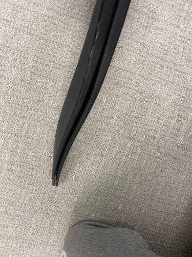 RED ONE95 Only - Senior Left Hand Mid Pattern Pro Stock Supreme One95 Hockey Stick