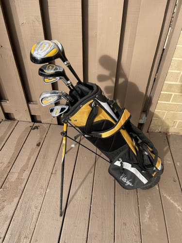 Walter Hagen Golf Set W/Bag