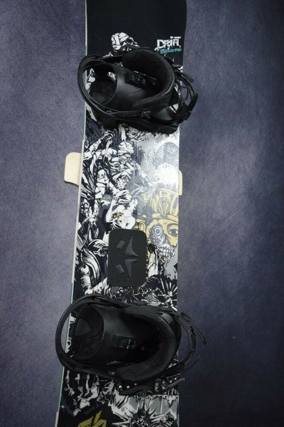 SALOMON DRIFT SNOWBOARD SIZE 156 CM WITH LARGE BINDINGS