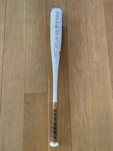 Used USSSA Certified Easton Composite Mako Beast Hyperlite Bat (-12) 18 oz 30"