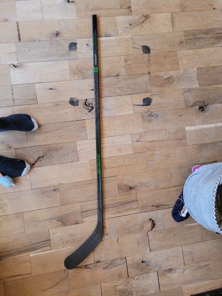 Senior Used Right Handed CCM Ribcor Trigger 5 Pro Hockey Stick Mid Pattern Pro Stock