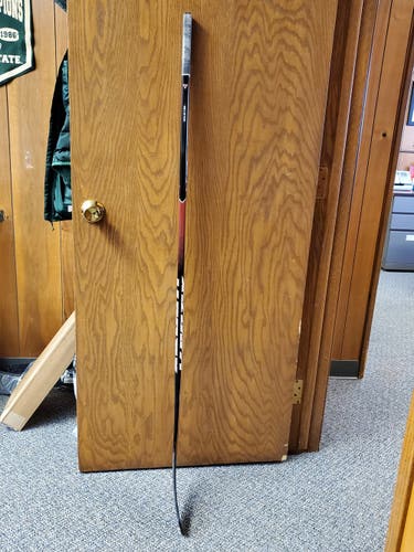 Vertx Type X (2019) / 67 Flex / RH / V09 Curve / Grip /Intermediate