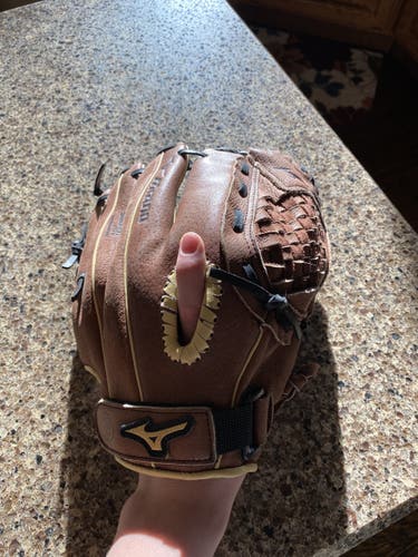 Right Hand Throw 11.5" Prospect Baseball Glove