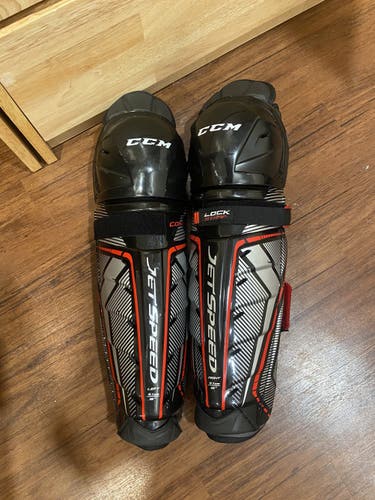 CCM JetSpeed FT1 Shin Pads