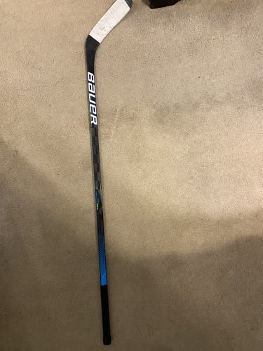 Right Handed Nexus Geo Hockey Stick