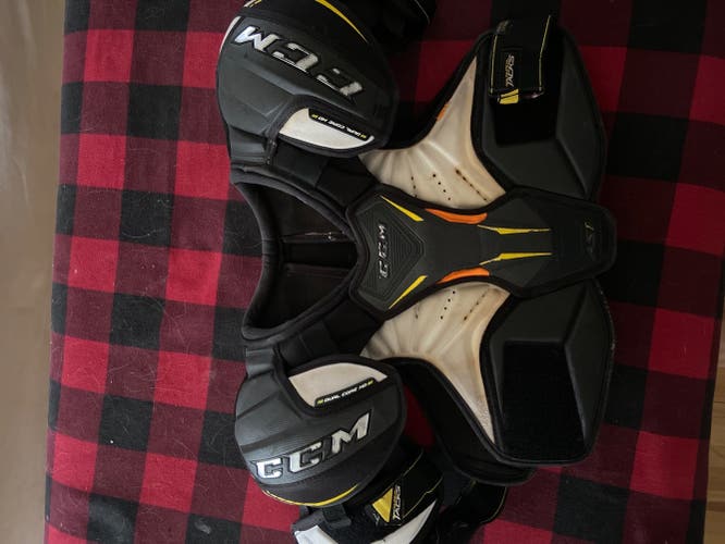 Used Small CCM Super Tacks AS1 Shoulder Pads