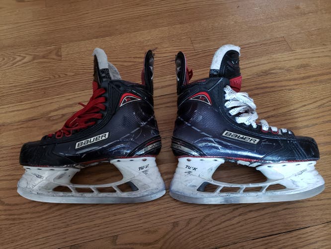 Senior Used Bauer Vapor 1X Hockey Skates Regular Width Size 6