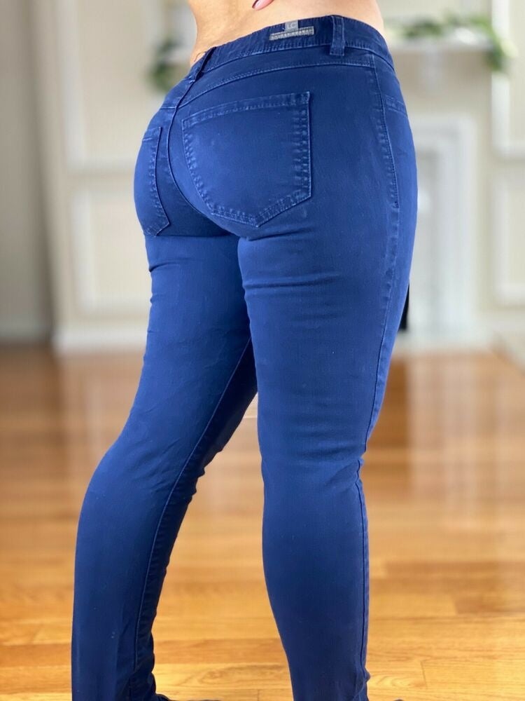 Lauren Conrad Dark Wash Low Rise Skinny 