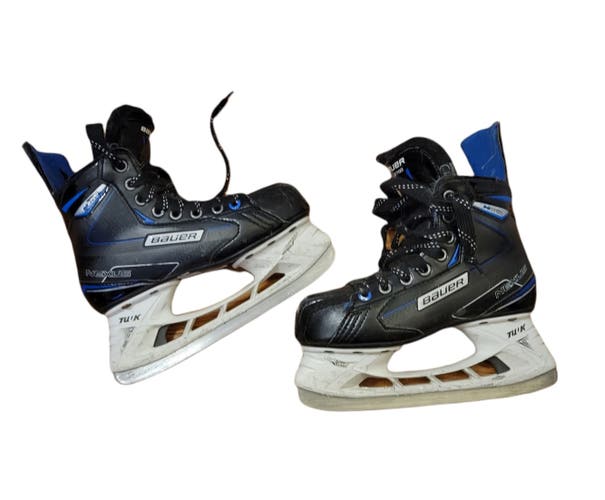 Bauer nexus 2700 size 4 ice hockey skates