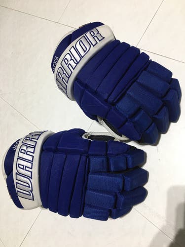 Warrior 15" Alpha Pro Gloves - XXL Hoodie