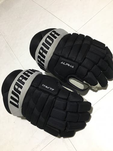 LA Kings Warrior 15" Alpha Pro Gloves