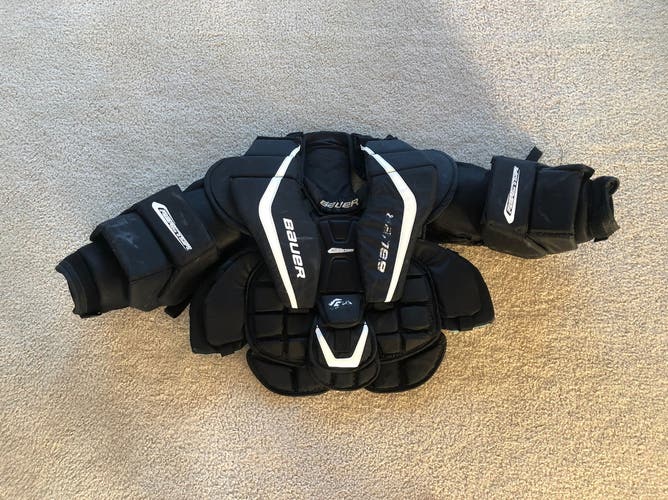 Small Bauer  Reactor 7000 Goalie Chest Protector