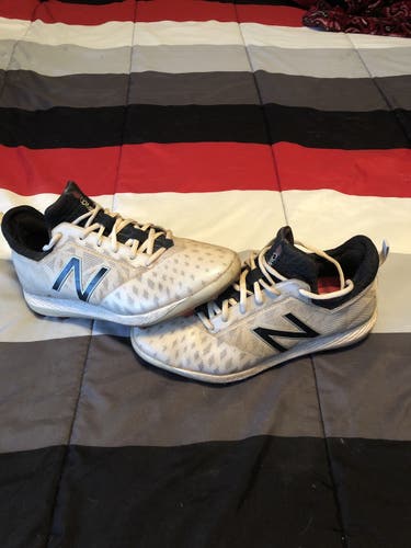 White Men's Molded Cleats New Balance Cleats