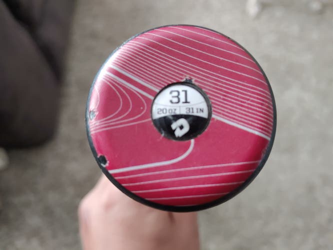 Used DeMarini Composite prism Bat (-11) 31"