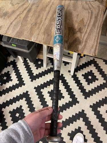 Easton black max