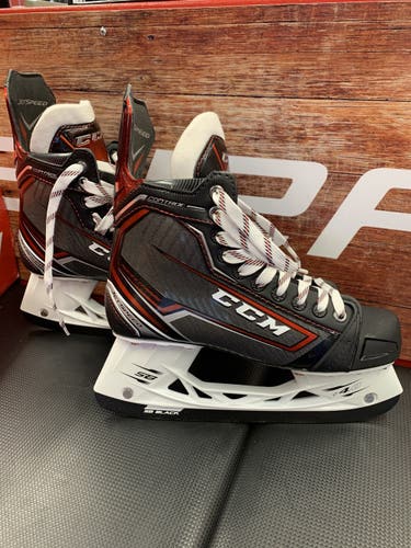 Senior CCM Regular Width Size 7 JetSpeed Control Hockey Skates