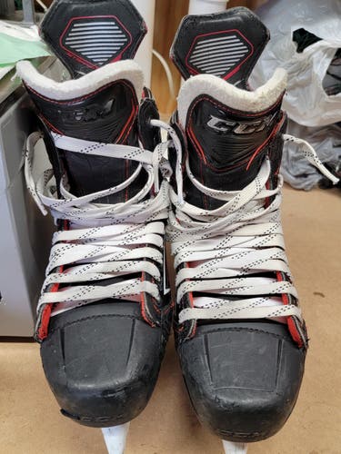 Senior Used CCM JetSpeed FT490 Hockey Skates Regular Width Pro Stock Size 9