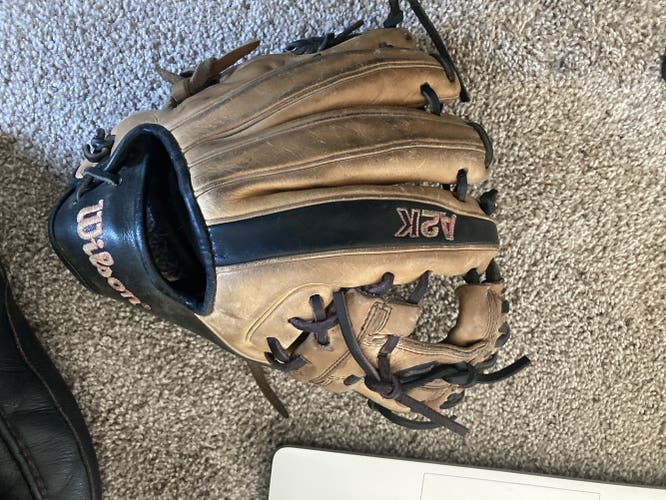 Used Right Hand Throw 11.25" Baseball Glove