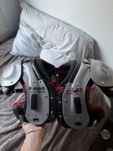 New Medium Riddell Power SPK Shoulder Pads