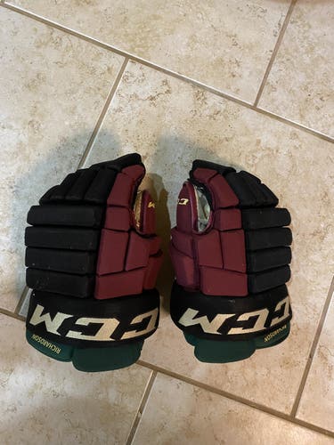 Used CCM Classic Pro 4-Roll Gloves 14" Pro Stock