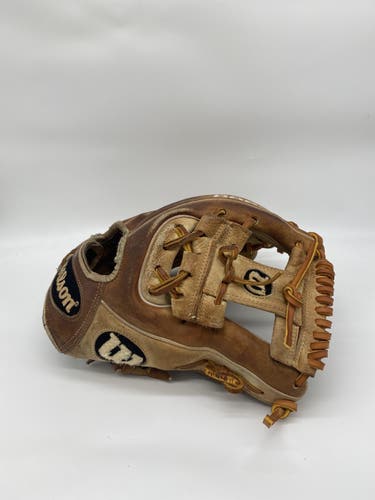 Wilson 1786 11.5 a2000 used baseball glove