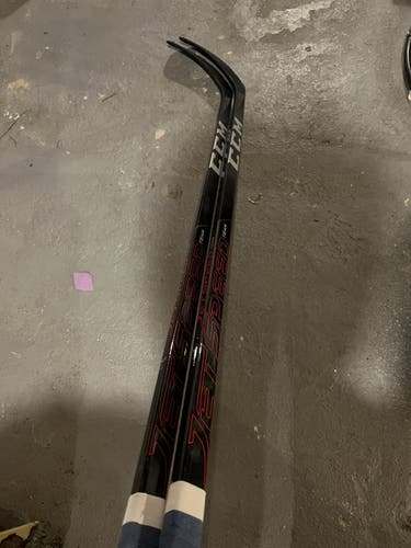2 Pack Right Handed  Pro Stock JetSpeed Hockey Stick