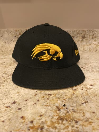 Iowa Hawkeyes 7 3/8 New Era Hat YellowUV MUSA Made In USA Hawk Eyes