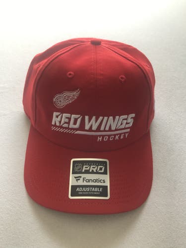 Detroit Red Wings Adult Unisex New One Size Fits All Hat